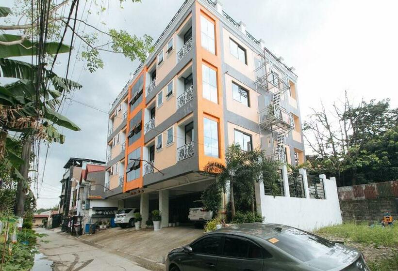 ホテル Reddoorz Near Lrt 2 Antipolo Station