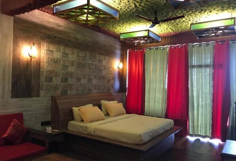 호텔 Shivaaz Holiday Farms   Near Mopa Airport Goa