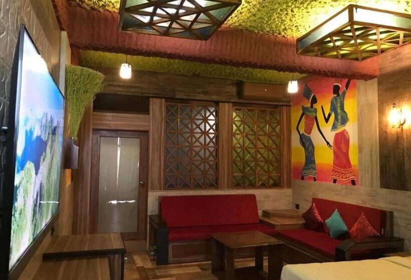 호텔 Shivaaz Holiday Farms   Near Mopa Airport Goa