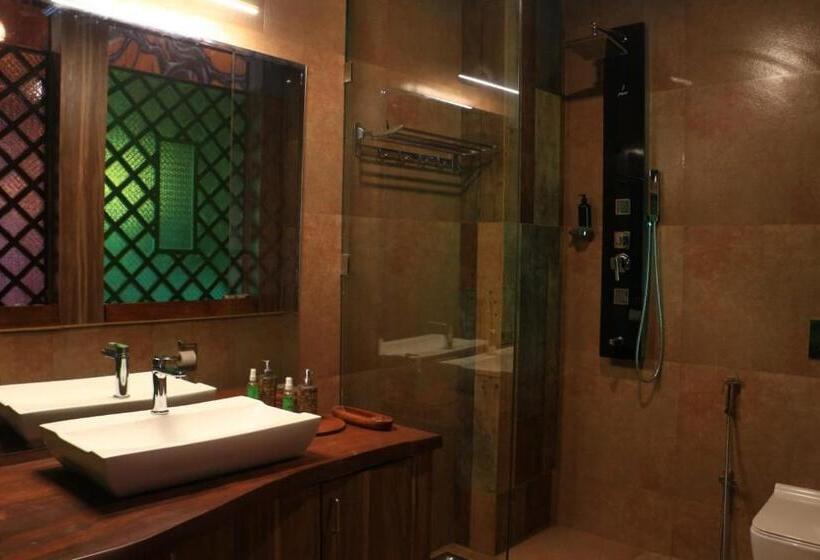 호텔 Shivaaz Holiday Farms   Near Mopa Airport Goa