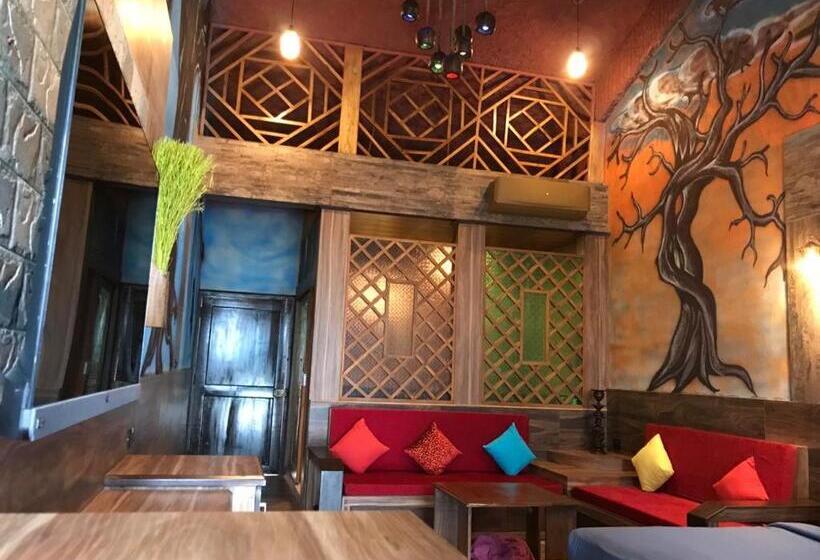 호텔 Shivaaz Holiday Farms   Near Mopa Airport Goa