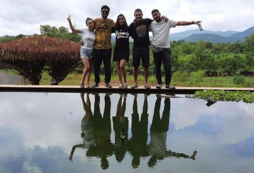 호텔 Shivaaz Holiday Farms   Near Mopa Airport Goa