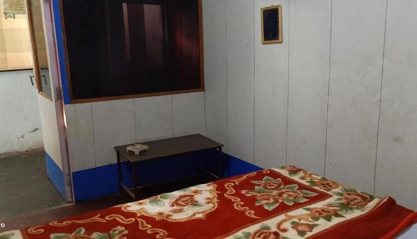 Отель Spot On 88676  Prominent