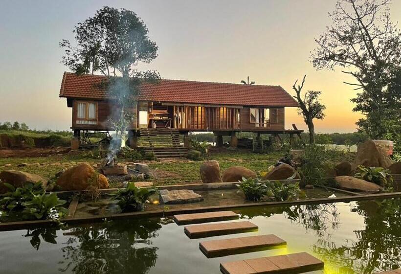 هتل Todo Farm   Organic Farming & Retreat