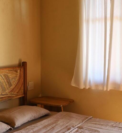 هتل Todo Farm   Organic Farming & Retreat