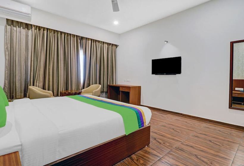Отель Treebo Trend Shri Aprameya Resort