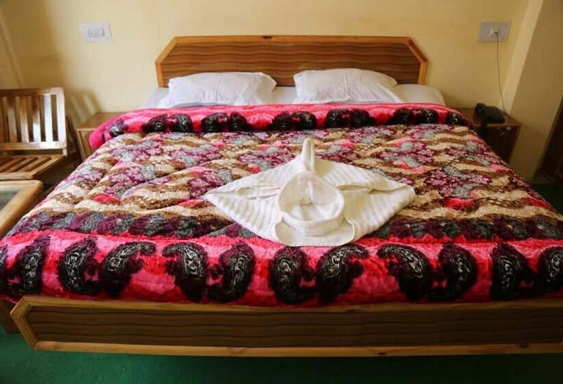 Jasmine Bed & Breakfast Hotel In Kullu