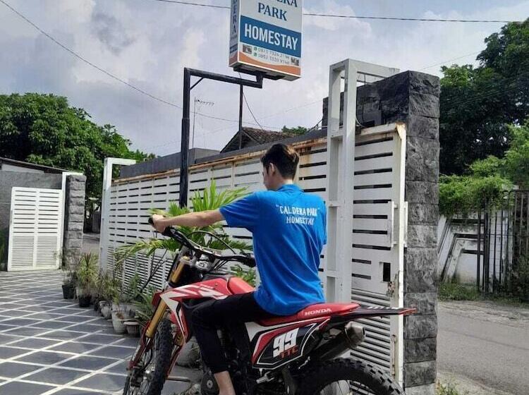 פנסיון Caldera Park Homestay Syariah