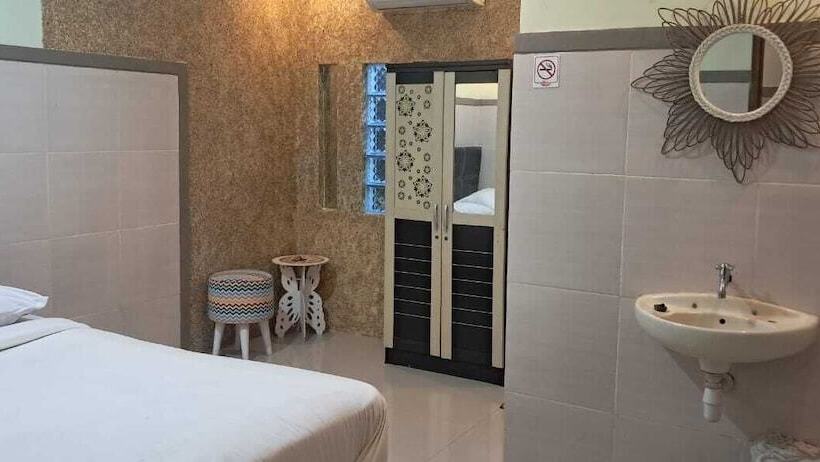 פנסיון Caldera Park Homestay Syariah