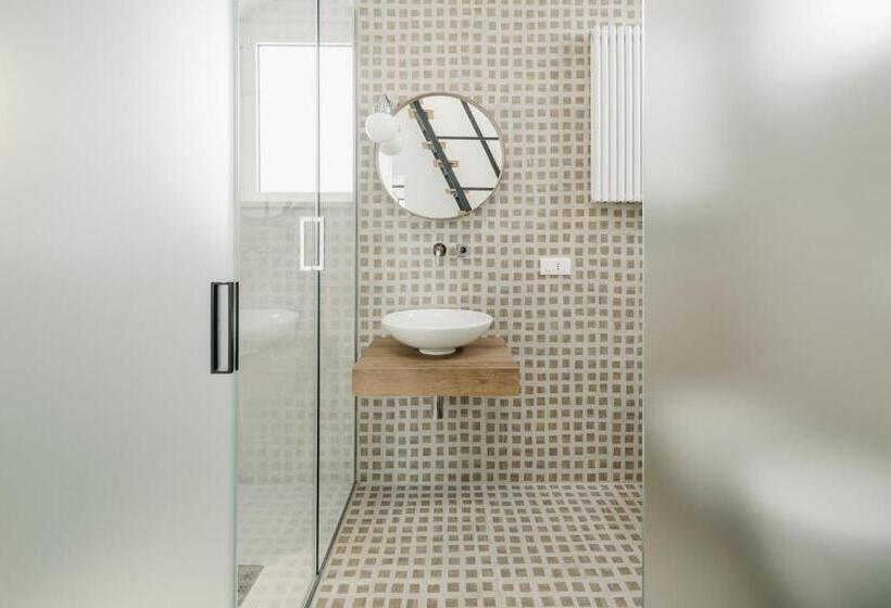 بنسيون Clementia Guest House