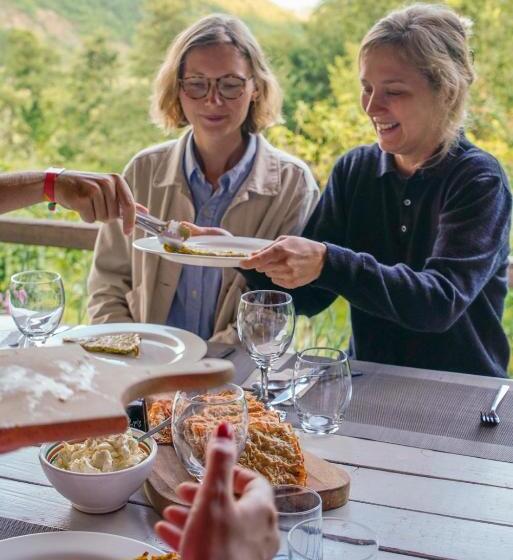 膳宿费 Ferma Albanik