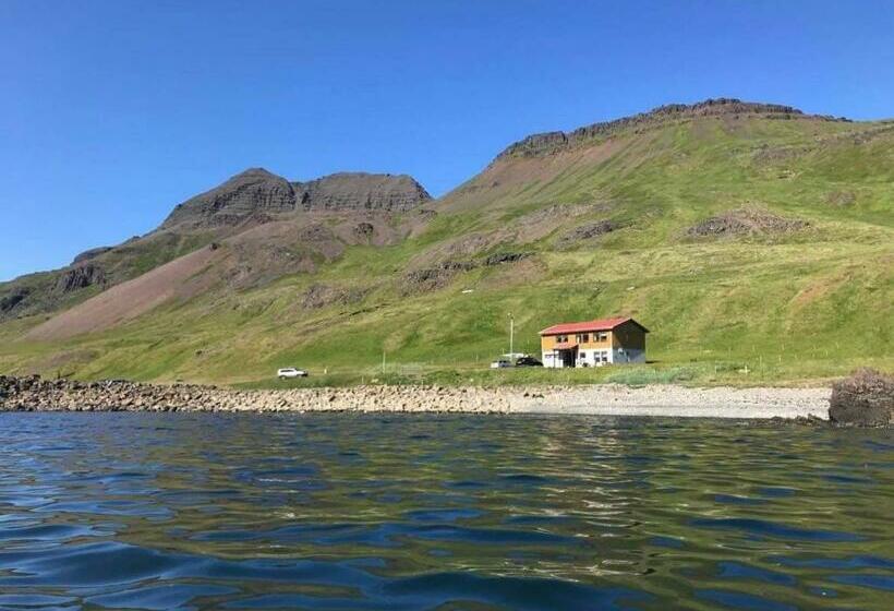 پانسیون Bergistangi Guest House