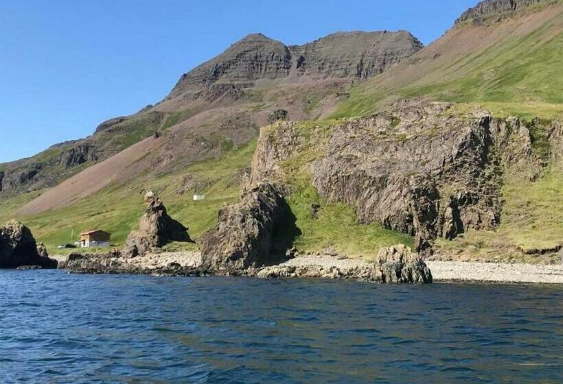 پانسیون Bergistangi Guest House