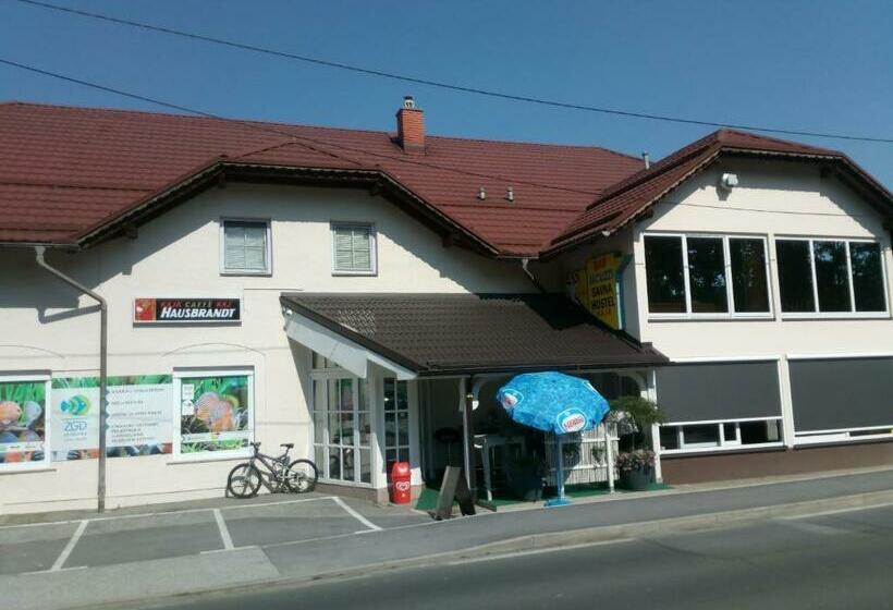 پانسیون Hostel   Rooms Kaj & Kaja