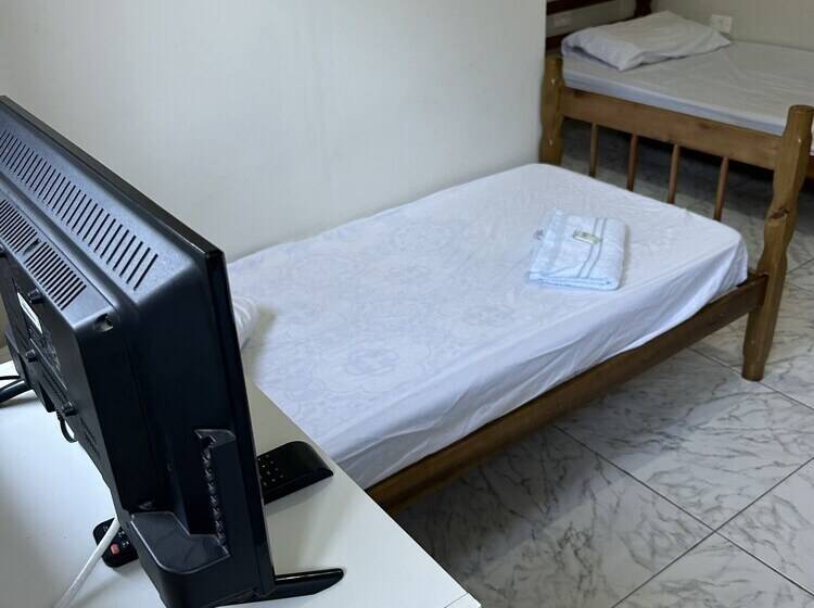 פנסיון Pousada Quartos Vcp