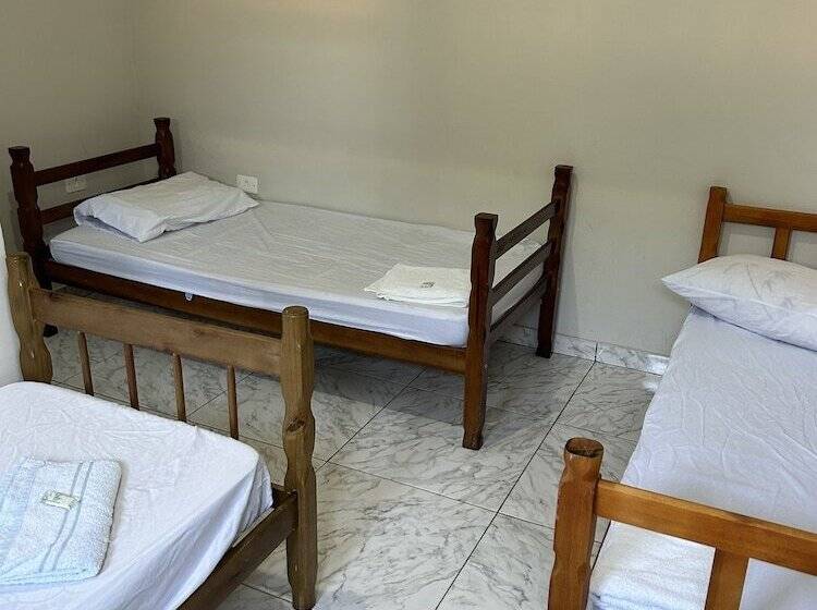 פנסיון Pousada Quartos Vcp