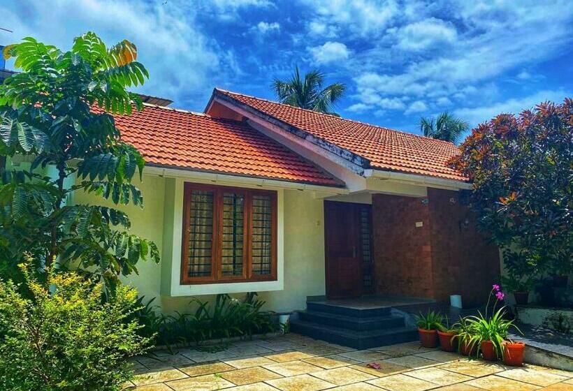 ペンション Santhosh Ayurvidhana Health Resort