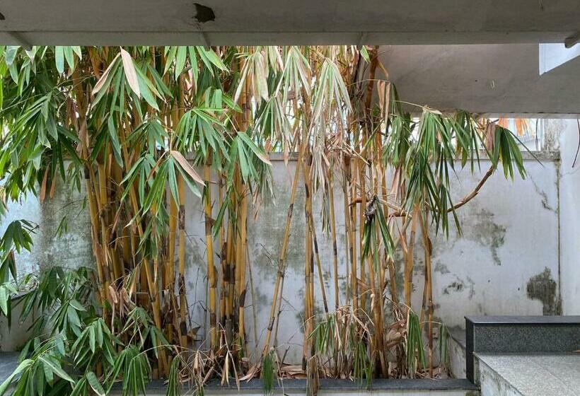 ペンション Santhosh Ayurvidhana Health Resort