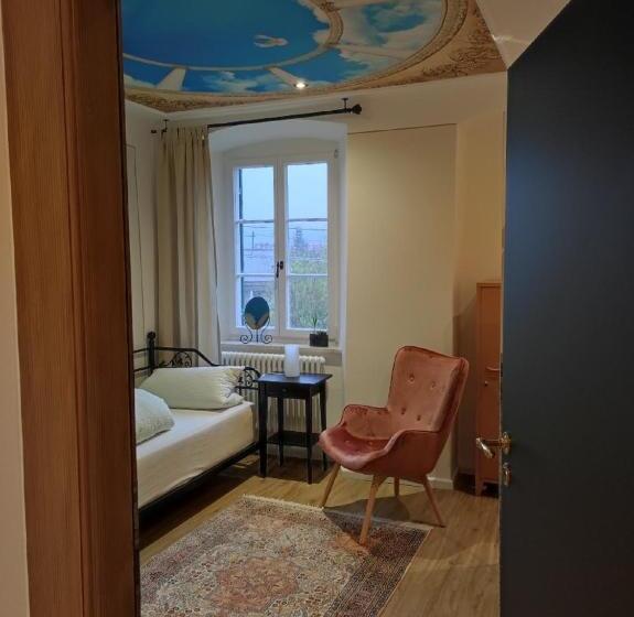 ペンション Schloss Kalteneck