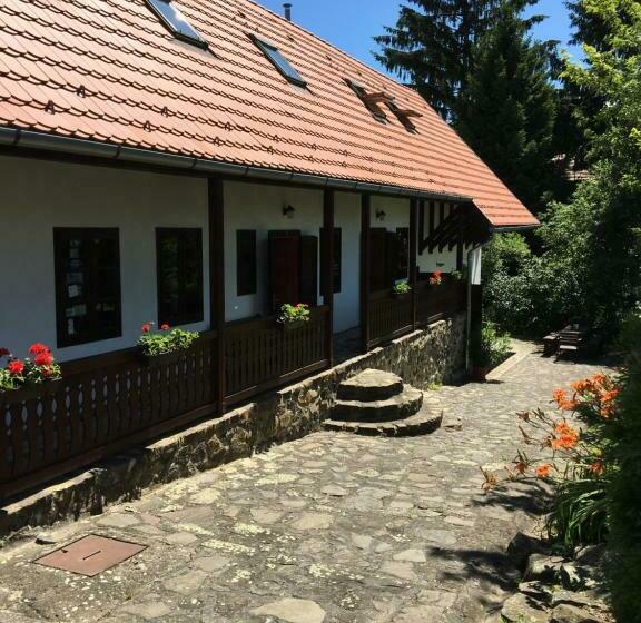 ペンション Tugári Vendégház