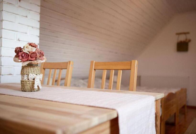 ペンション Tugári Vendégház