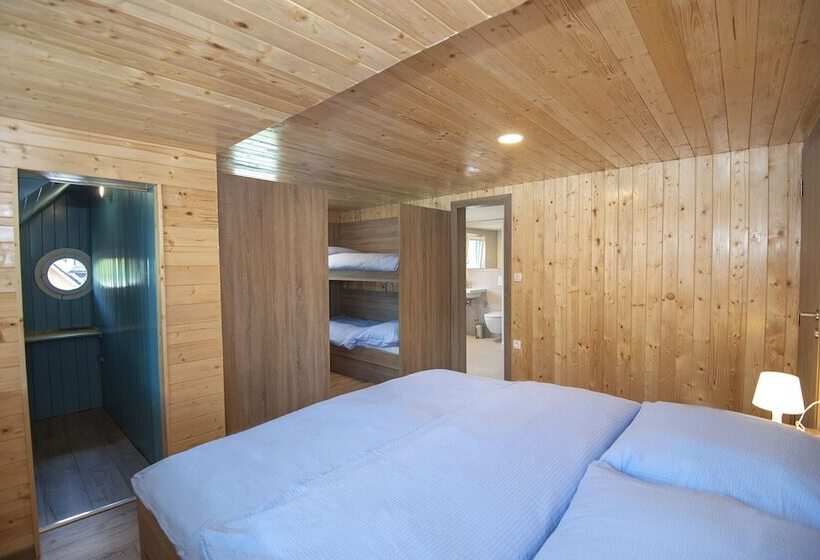 پانسیون Zotlar House