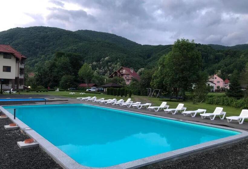 приватна садиба європа