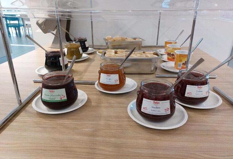 ユースホステル Cvjm Freizeithaus Ms Waterdelle