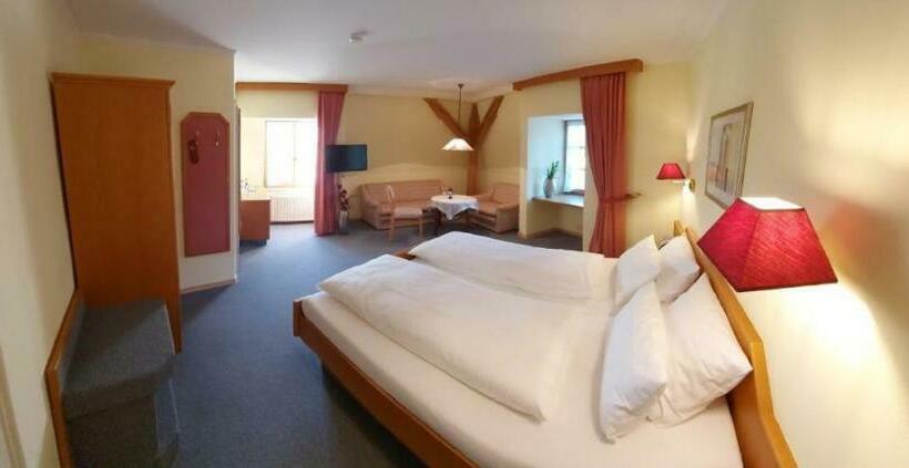 호스텔 Gasthof Russenbräu