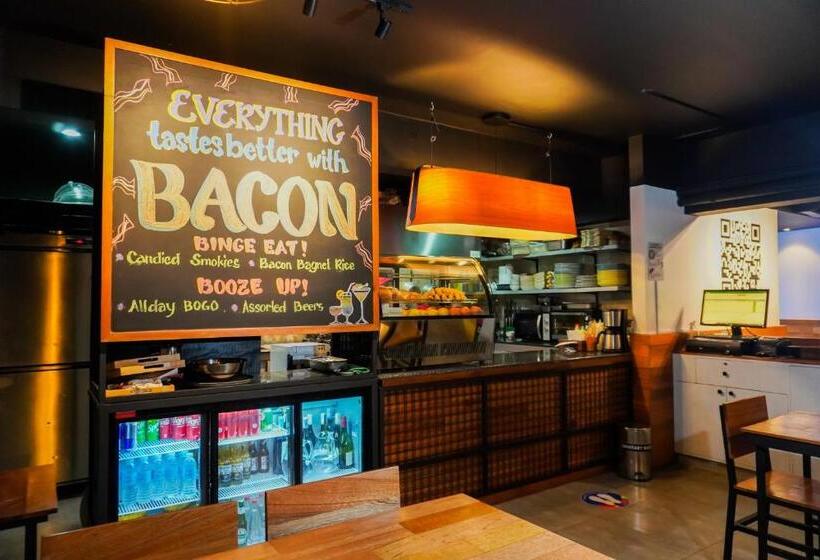 هاستل Kommons By Kamino