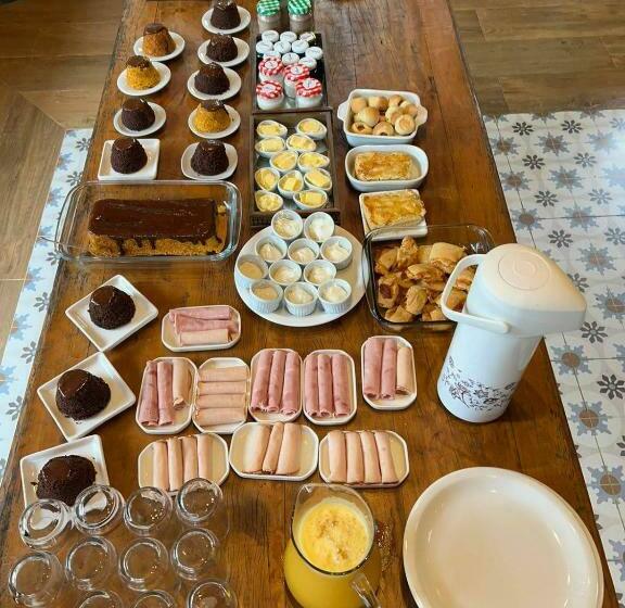 הוסטל Pousada Fiori