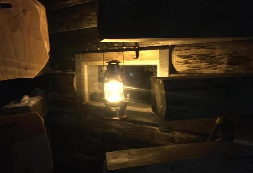 הוסטל Seitsemän Sillan Majatalo