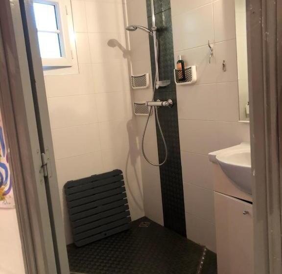 Bed and Breakfast L Atypique