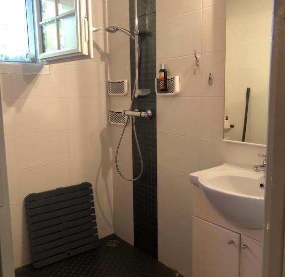 Bed and Breakfast L Atypique