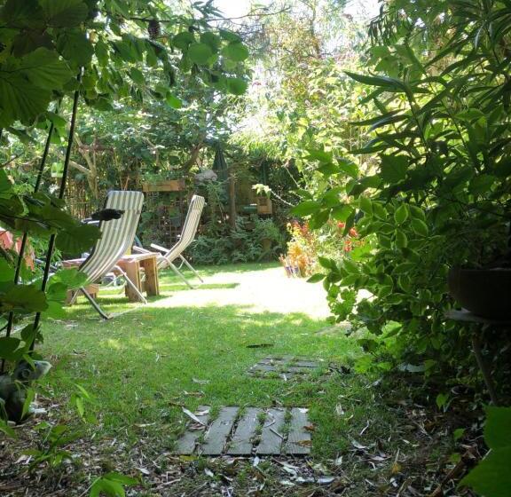 Bed and Breakfast L Atypique