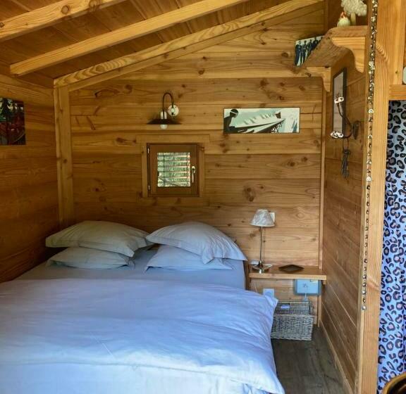 مبيت وإفطار La Cabane Dans Les Arbres