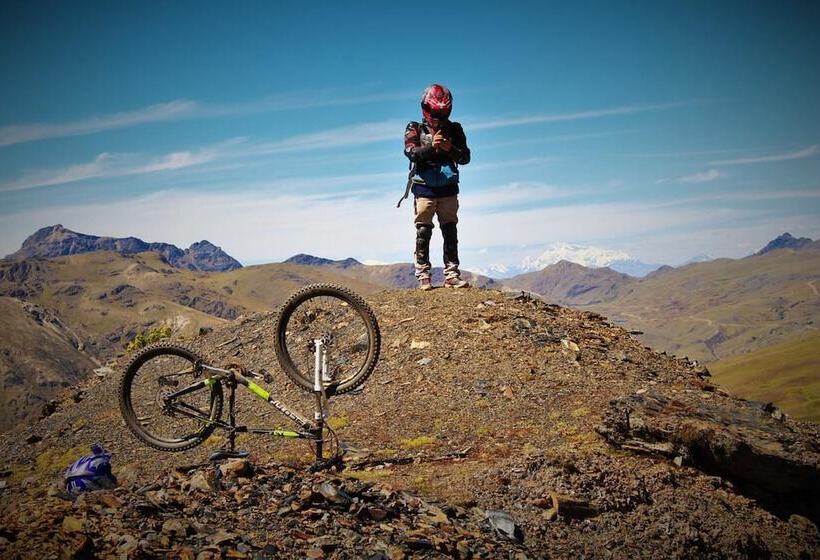 تختخواب و صبحانه Moutainbike House