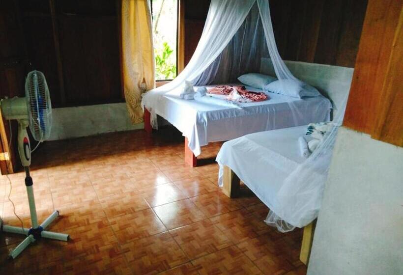 مبيت وإفطار Posada Rio Celeste In