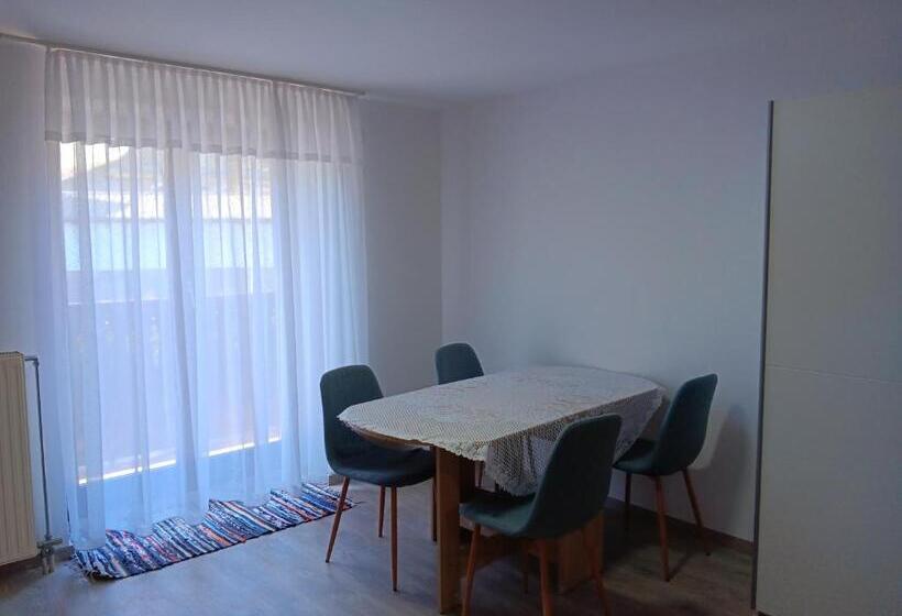 تختخواب و صبحانه Turistična Kmetija Pr Mark