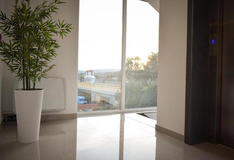 Garni Hotel Mali Predah   Novi Deo