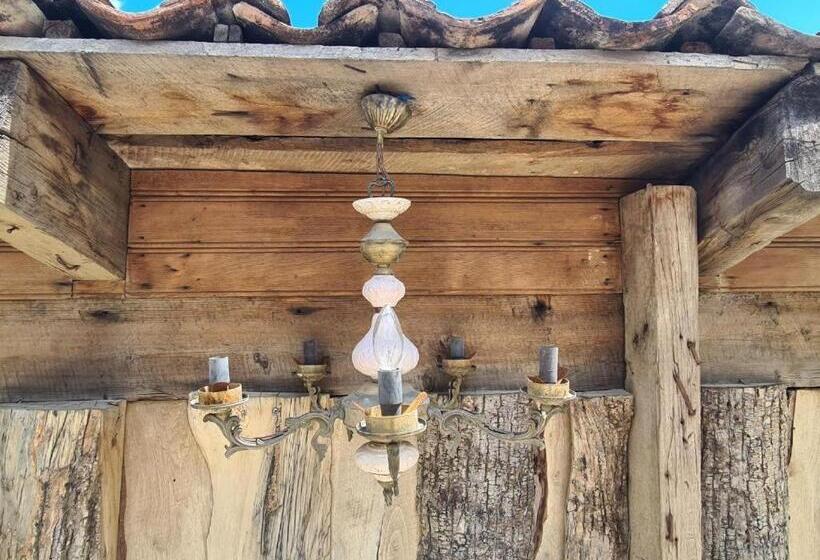 هتل Art House Koshki