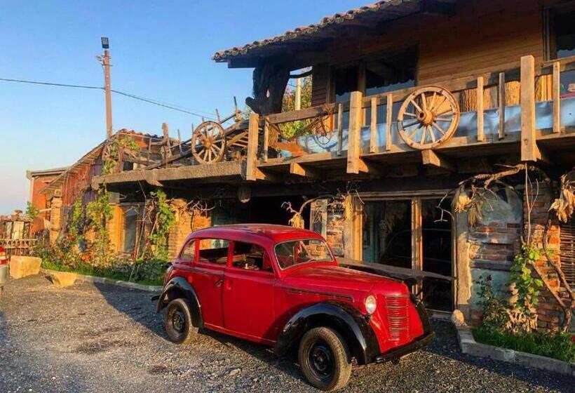 هتل Art House Koshki