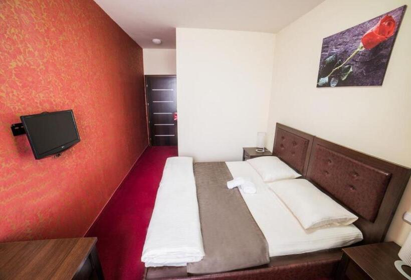 هتل Atlas Ugljevik