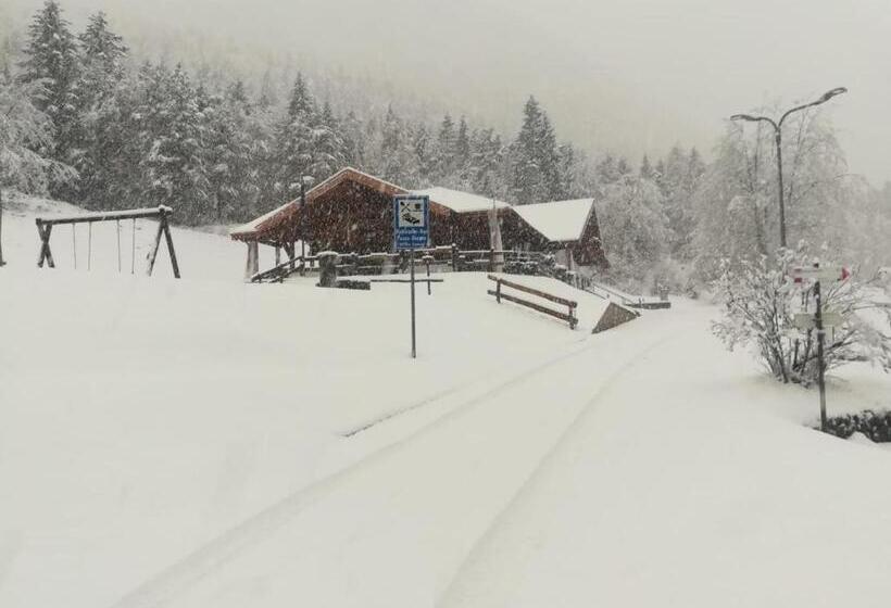 فندق Bar Ristorante Affittacamere Passo Durone