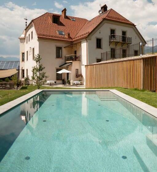 בית מלון כפרי Castel Maurn