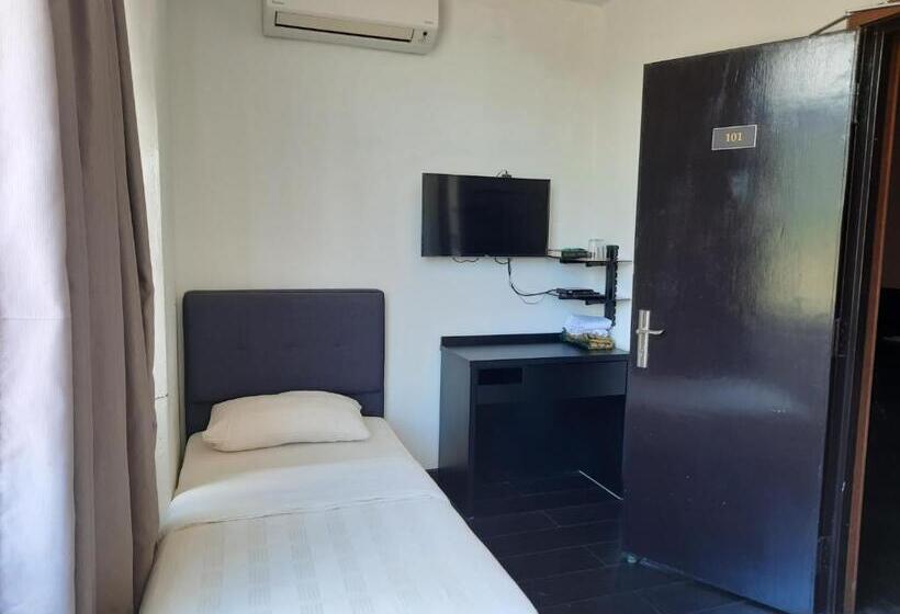 בית מלון כפרי Cipta Impian