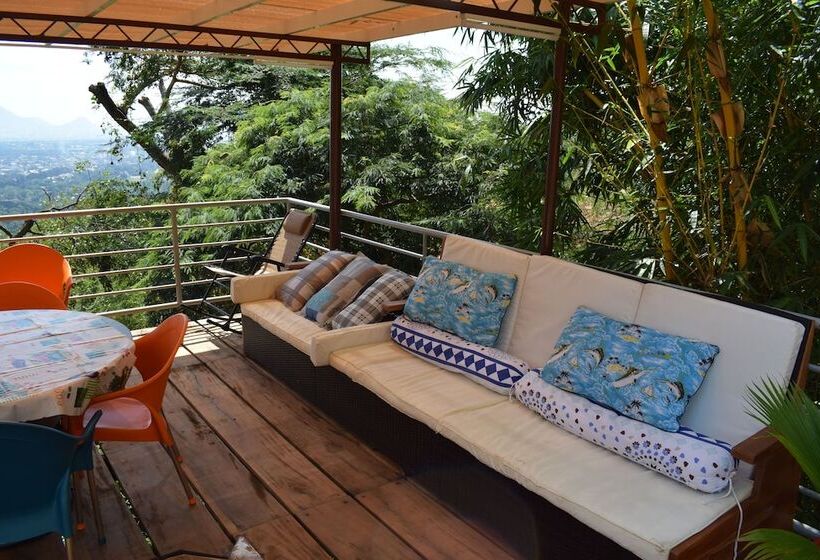 ホテル Edelwyss Inn