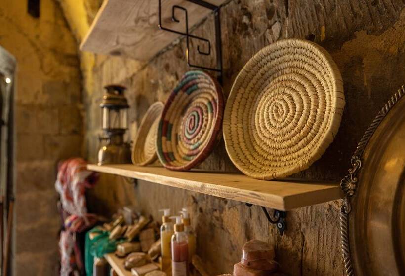 هتل Jordan Heritage Madhafa