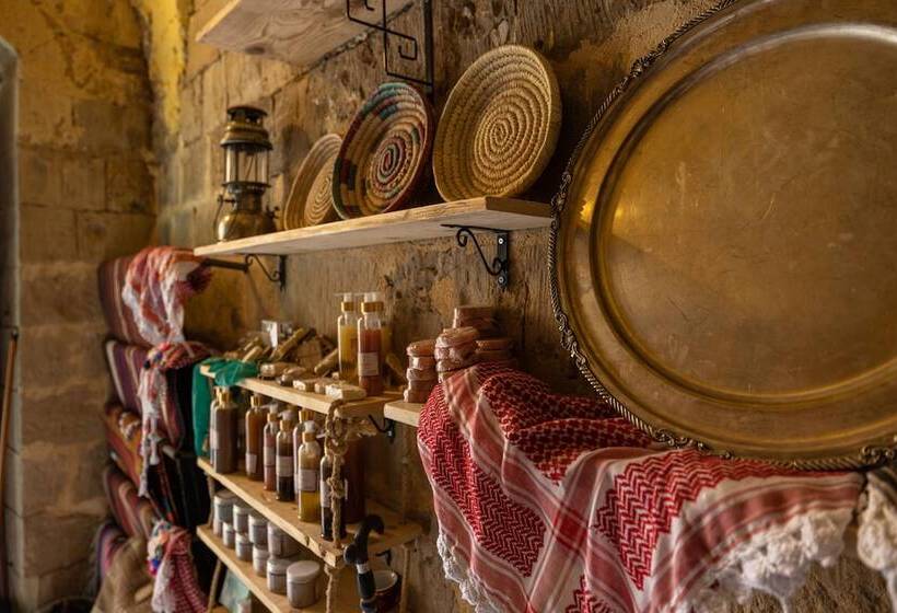 هتل Jordan Heritage Madhafa