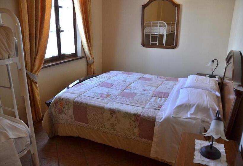 هتل L Oasi Della Pergola